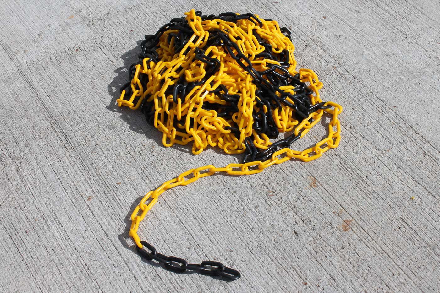 6mm Plastic Barrier Chain 25M - Multiple Colours 25M - Image 7